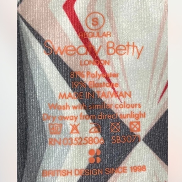 SWEATY Betty Leggings Womens Red Geometric Print Power 7/8 Yoga Size Small - Picture 4 of 7